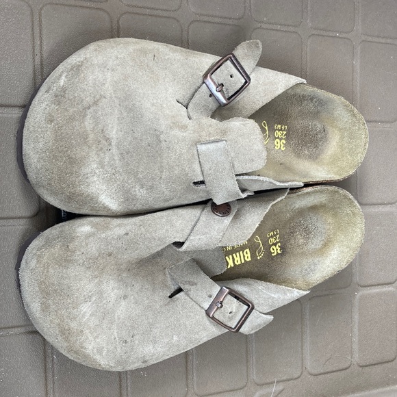 Birkenstock Shoes - Birkenstock clog size 36 gently worn